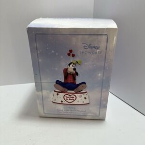 Disney Precious Moments‎ You Make Me Goofy Porcelain Figurine 133709